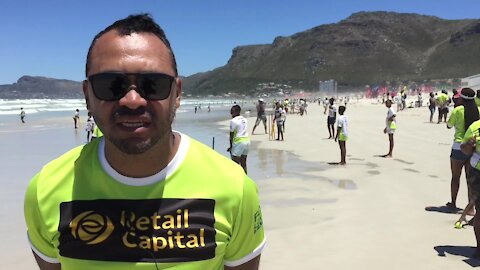 South Africa Cape Town - Calypso Cricket. (Video) (h7H)