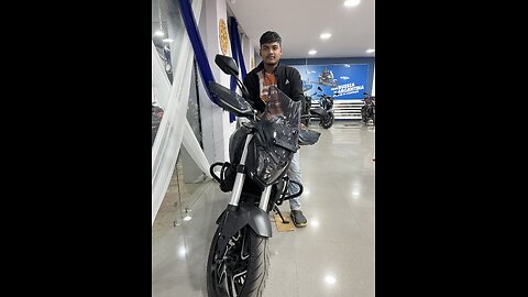 Bajaj Dominor 400