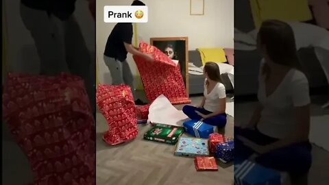 horrific painting prank #trending #shorts #funny #funnyvideos #tiktok #funnyprank