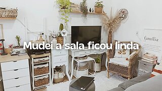 Mudei minha sala, ficou bom, bem espaçosa