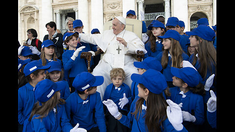 Holy Mass of Pope Francis on the Solemnity of the Holy Trinity on the first World's Children Day