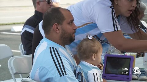 Fans gather in Argentina, West Palm Beach to watch World Cup final