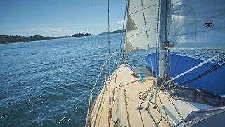SAIL BOAT LIFE : Exploring Some of Canada's Coolest Islands.