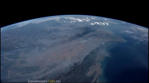 EARTH CRYSTAL CLEAR VIEW FROM NASA SATELLITE FROM SPACE. ( NEVET BEFORE SEEN)