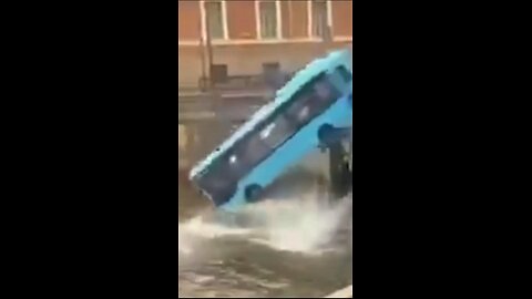 Bus crashes into car and goes into the water in St. Petersburg killing 7 people