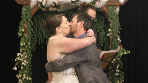 Dozens get married at Lakefront Brewery on Valentine's Day