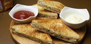 Spicy Aloo Sandwich | Potato Cheese Sandwich | Lunch Box Recipe