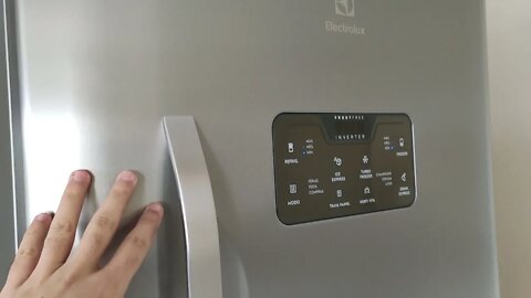 Defeito em geladeira Electrolux inverter?