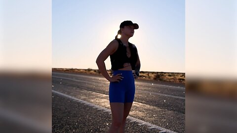 Woman runs nearly 1k miles along Western Australia coast for mental health awareness