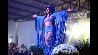 Desfile Garota Expoalta 2022 Gracielle Ferreira - Traje Country