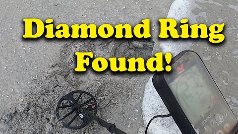 METAL DETECTING on beach (24K GOLD RING!?) Ep8