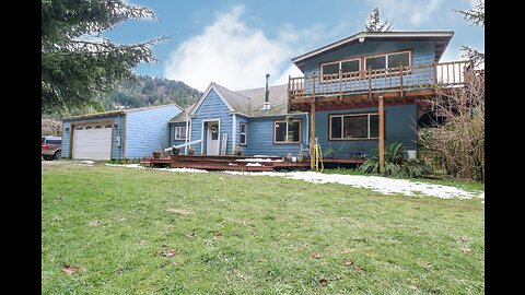 Idyllic Serenity on a Spacious 60-acre Property with River Frontage in Myrtle Point, Oregon