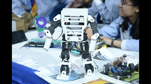 HUMANOID ROBOT, PUNJAB GROUP OF COLLEGES (PGC) ANUAL ROBOTICS EXHIBITION 2022, WINNER TEAM LAHORE.