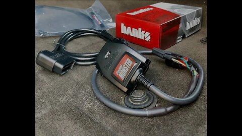 BANKS PEDAL MONSTER unboxing/install and first impressions 07-13 Sierra GM truck