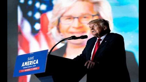 Trump Calls Liz Cheney a 'Smug Fool'