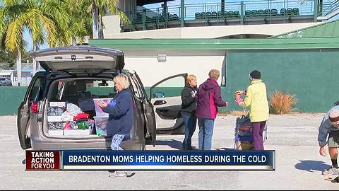 Bradenton moms give back to homeless during cold snap
