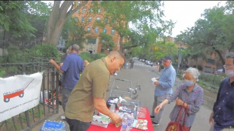 Joe Paul CHILIS ON WHEELS THOMPKINS SQ. nyc 7-10-22-