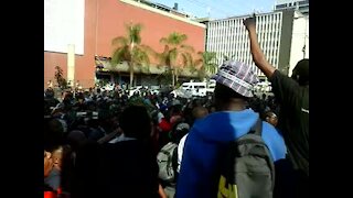 WATCH: Security guards march at Tshwane House (VLT)
