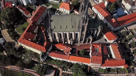 🌿 A Captivating Drone Flight over Czechia's Second Largest City 🌿