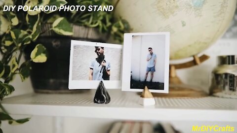 DIY POLAROID PHOTO STAND | DIY Polaroid Display