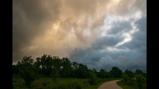 Floating Clouds and Rain for Peace, Relaxation, Sleep and Stress Relief