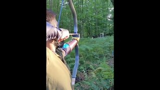 80LBS PARAGON RAIDER BOW & WHISTLE ARROWS