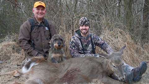 Blood Tracking DOG found my DEER! (Blood Trailing my Late Season Archery Doe)