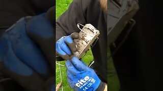 MOLE TRAP SETTING #trapping #pestcontrol #gamekeeper