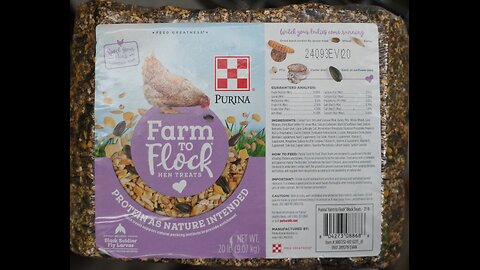 Chicken Food Review: Purina Farm To Flock Hen Treats.