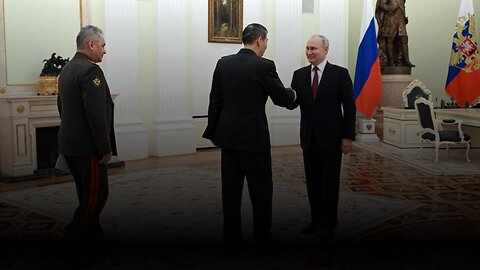 Chinese Defense Minister Visits Putin
