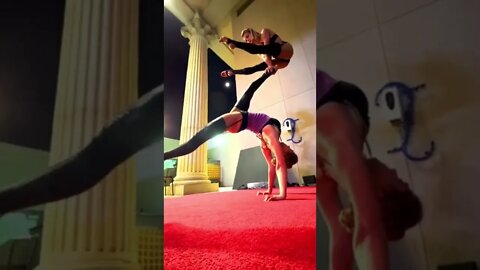 Backbend Handstand Balance Flexibility Split #gymnastics #shorts