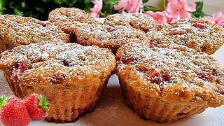 Make a delicious dessert in 5 minutes! Strawberry muffins recipe for breakfast(with oats)!
