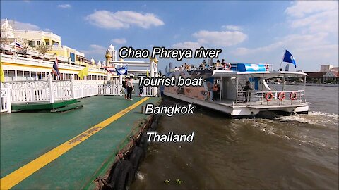 Chao Phraya river tourist boat, Bangkok, Thailand