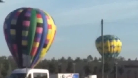 Hot air balloon accident caught on camera