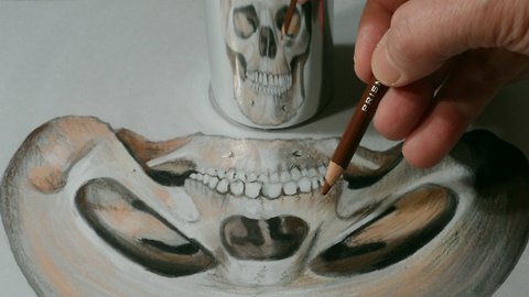 How to draw an anamorphic skull