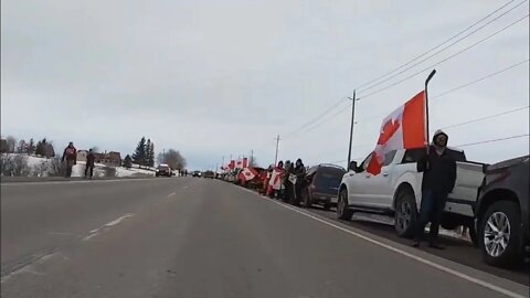 Freedom chain Sunderland, Ontario support truckers across Canada