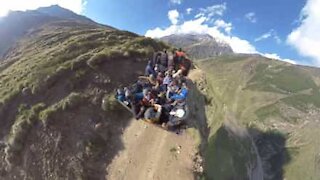 Tourist's truck trip on extremely dangerous mountain road