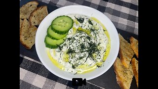 Traditional Greek Tzatziki Sauce / Τζατζίκι Παραδοσιακό