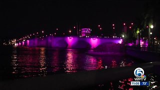 Royal Park Bridge turns pink for cancer awareness