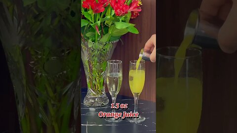 How to Create the Perfect Hawaiian Mimosa in Four (4) Easy Steps!