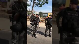 Belém - Conservadores aprendendo de que lado a polícia está