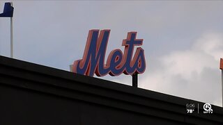 New York Mets arrive for spring training