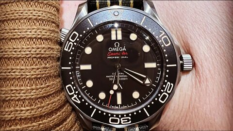 Live: Update and I tried on Omega Seamaster No Time to Die