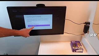 40 second vid on how to program your Roku Express remote to turn your tv off/on, and control volume