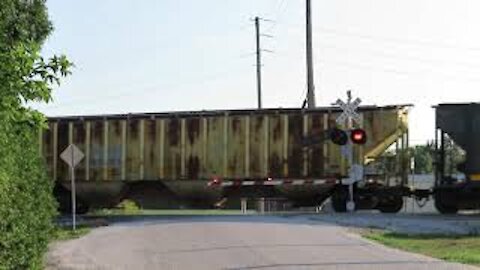 Wheeling & Lake Erie Mixed Freight Train From Creston, Ohio August 15, 2020
