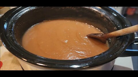 Crockpot apple butter, day one