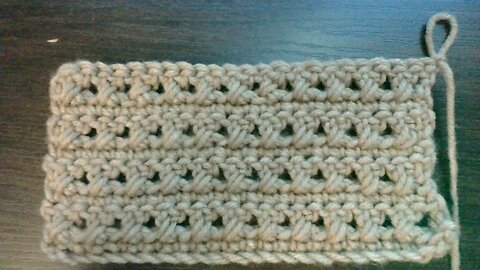 Crochet 1 skein baby blanket. Easy beginner friendly.