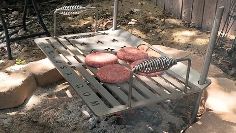 Burgers on the MMM Grill -- Live Fire Cooking