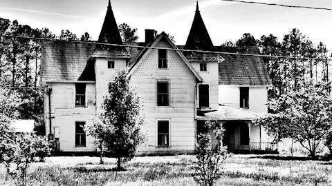 O-House - Abandoned