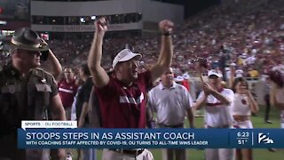 Bob Stoops steps in as assistant coach